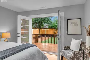 8730 NE Davis St, Portland, OR 97220 - Photo 18