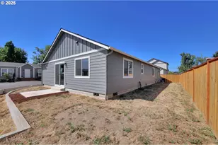 463 35th St, Springfield, OR 97478 - Photo 36