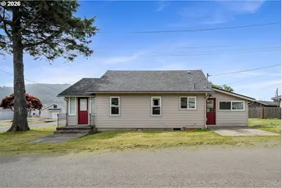 207 2nd St, Garibaldi, OR 97118 - Photo 14