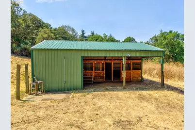 1030 Garden Grove Dr, Roseburg, OR 97471 - Photo 30