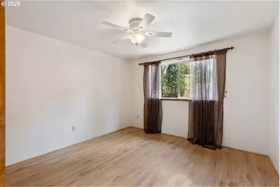 1030 Garden Grove Dr, Roseburg, OR 97471 - Photo 24