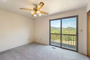 1030 Garden Grove Dr, Roseburg, OR 97471 - Photo 18