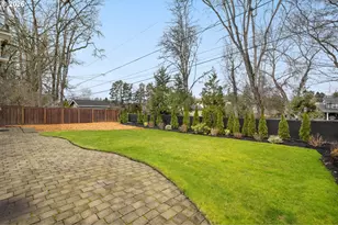 13705 NW Pettygrove St, Portland, OR 97229 - Photo 32