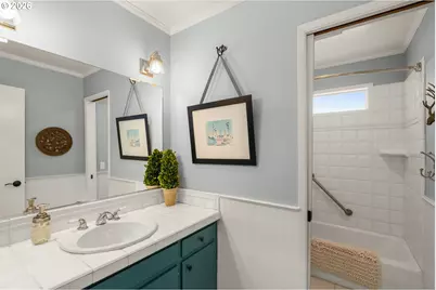 13705 NW Pettygrove St, Portland, OR 97229 - Photo 20