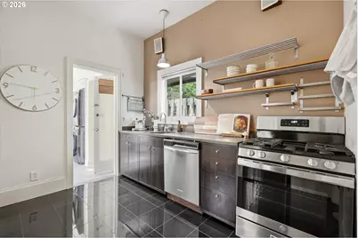 322 S Whitaker St, Portland, OR 97239 - Photo 14