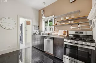 322 S Whitaker St, Portland, OR 97239 - Photo 14