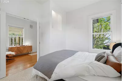 322 S Whitaker St, Portland, OR 97239 - Photo 22