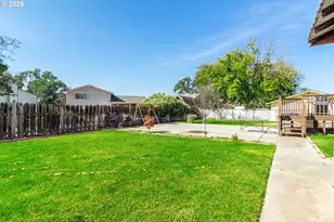 1055 W Linda Ave, Hermiston, OR 97838 - Photo 20
