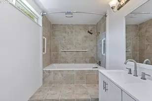 2750 NE Harney Dr, Newport, OR 97365 - Photo 22