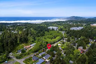 2750 NE Harney Dr, Newport, OR 97365 - Photo 2