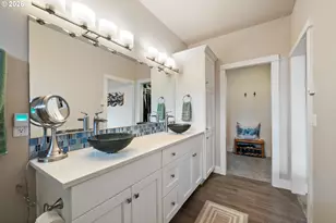 325 N Juniper Ct, Rockaway Beach, OR 97136 - Photo 18