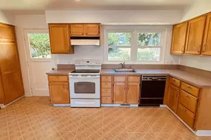 4213 SE Rio Vista St, Milwaukie, OR 97222 - Photo 4