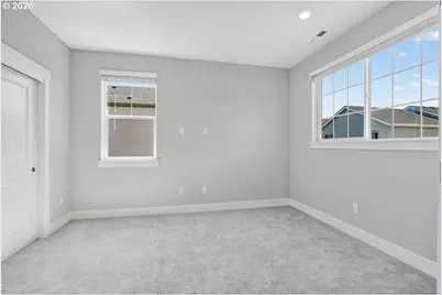 7765 NW Eleanor Ave, Portland, OR 97229 - Photo 12