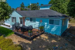 29785 Hound Dog Rd, Gold Beach, OR 97444 - Photo 24