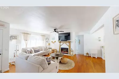 29785 Hound Dog Rd, Gold Beach, OR 97444 - Photo 4