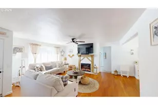 29785 Hound Dog Rd, Gold Beach, OR 97444 - Photo 4