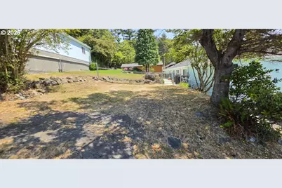 29785 Hound Dog Rd, Gold Beach, OR 97444 - Photo 22