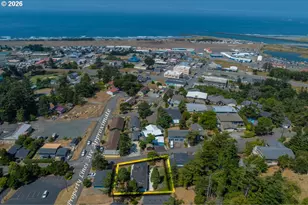 29785 Hound Dog Rd, Gold Beach, OR 97444 - Photo 30