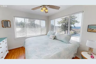 29785 Hound Dog Rd, Gold Beach, OR 97444 - Photo 12