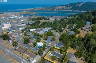 29785 Hound Dog Rd, Gold Beach, OR 97444 - Photo 2
