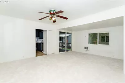 5170 Grand Ave #38, Florence, OR 97439 - Photo 10