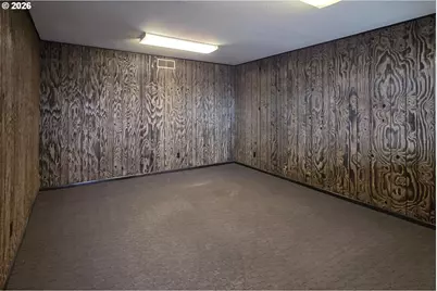 202 E North St, Enterprise, OR 97828 - Photo 6