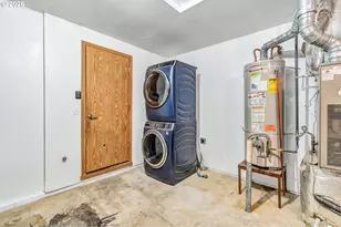 351 Elma Ct, Salem, OR 97301 - Photo 20