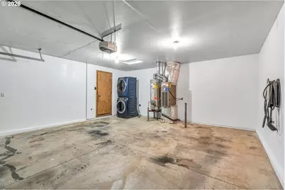 351 Elma Ct, Salem, OR 97301 - Photo 22