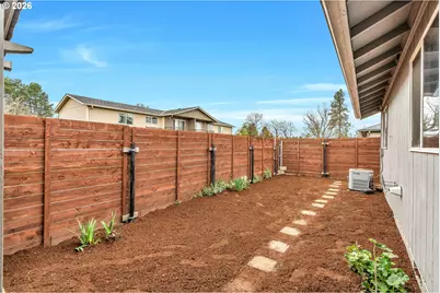 351 Elma Ct, Salem, OR 97301 - Photo 26