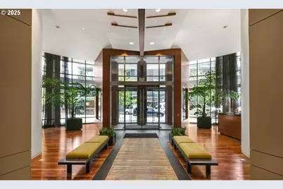 3601 S River Pkwy #433, Portland, OR 97239 - Photo 2