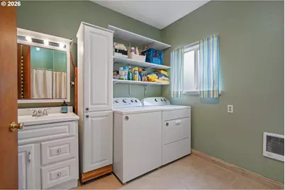 14830 NW Gillihan Rd, Portland, OR 97231 - Photo 30