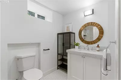 4536 SE Woodward St, Portland, OR 97206 - Photo 40
