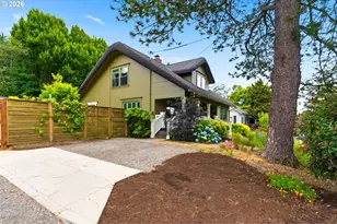 4536 SE Woodward St, Portland, OR 97206 - Photo 2