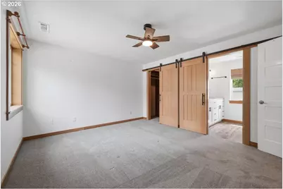 13032 Brookside Dr, Aurora, OR 97002 - Photo 22
