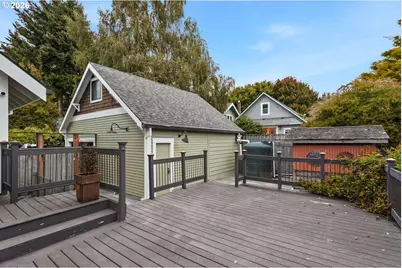 3219 SE Tibbetts St, Portland, OR 97202 - Photo 36