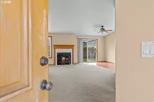 2931 Hollywood Dr NE, Salem, OR 97305 - Photo 6