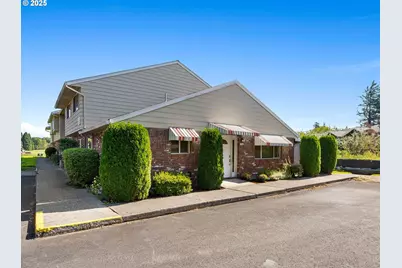 1700 NE Hogan Dr, Gresham, OR 97030 - Photo 2