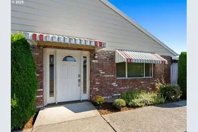 1700 NE Hogan Dr, Gresham, OR 97030 - Photo 4