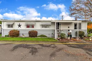 2902 E 2nd St, Newberg, OR 97132 - Photo 2