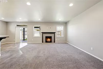 541 Derby St, Albany, OR 97322 - Photo 4