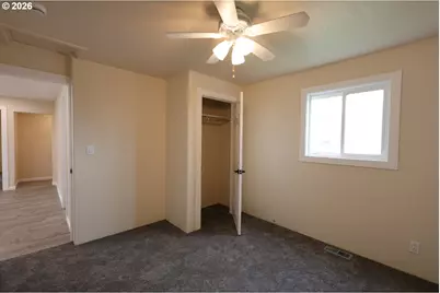 395 NE 10th St, Hermiston, OR 97838 - Photo 10