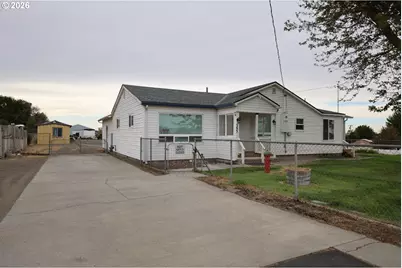 395 NE 10th St, Hermiston, OR 97838 - Photo 32