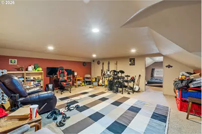 116 Cedar Ave, Tillamook, OR 97141 - Photo 22