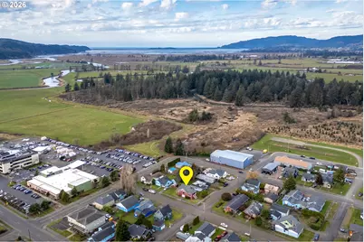 116 Cedar Ave, Tillamook, OR 97141 - Photo 30