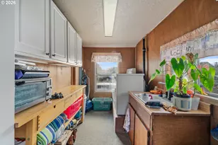 116 Cedar Ave, Tillamook, OR 97141 - Photo 16