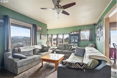 116 Cedar Ave, Tillamook, OR 97141 - Photo 6