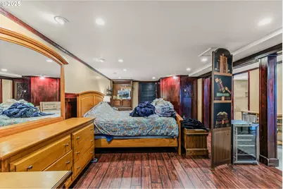 909 Center St, Oregon City, OR 97045 - Photo 30