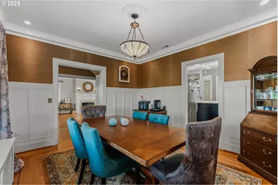 909 Center St, Oregon City, OR 97045 - Photo 10