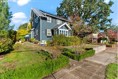 909 Center St, Oregon City, OR 97045 - Photo 2