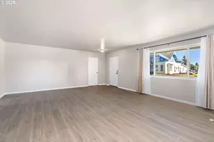 207 E Court St, Goldendale, WA 98620 - Photo 6